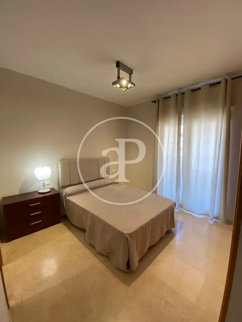 Habitación de Piso de alquiler en Valencia con Aire acondicionado, Calefacción y Jardín privado