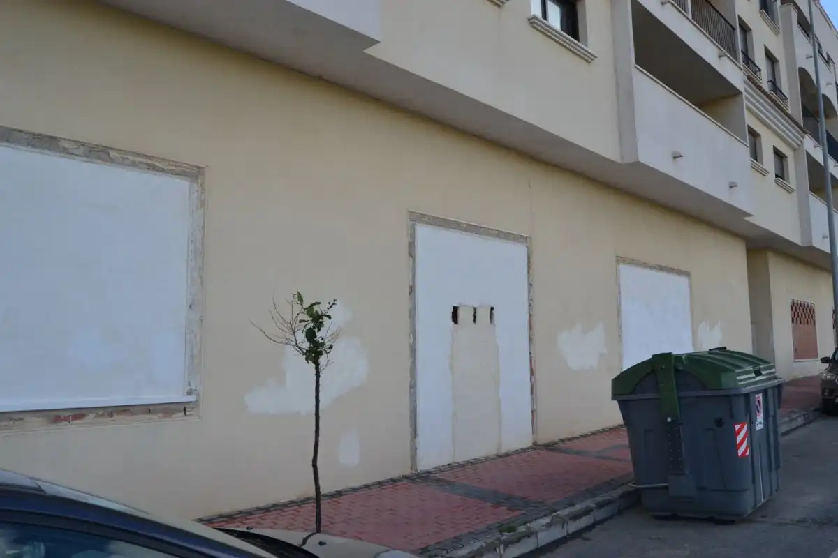 Vista exterior de Local en venta en Murcia