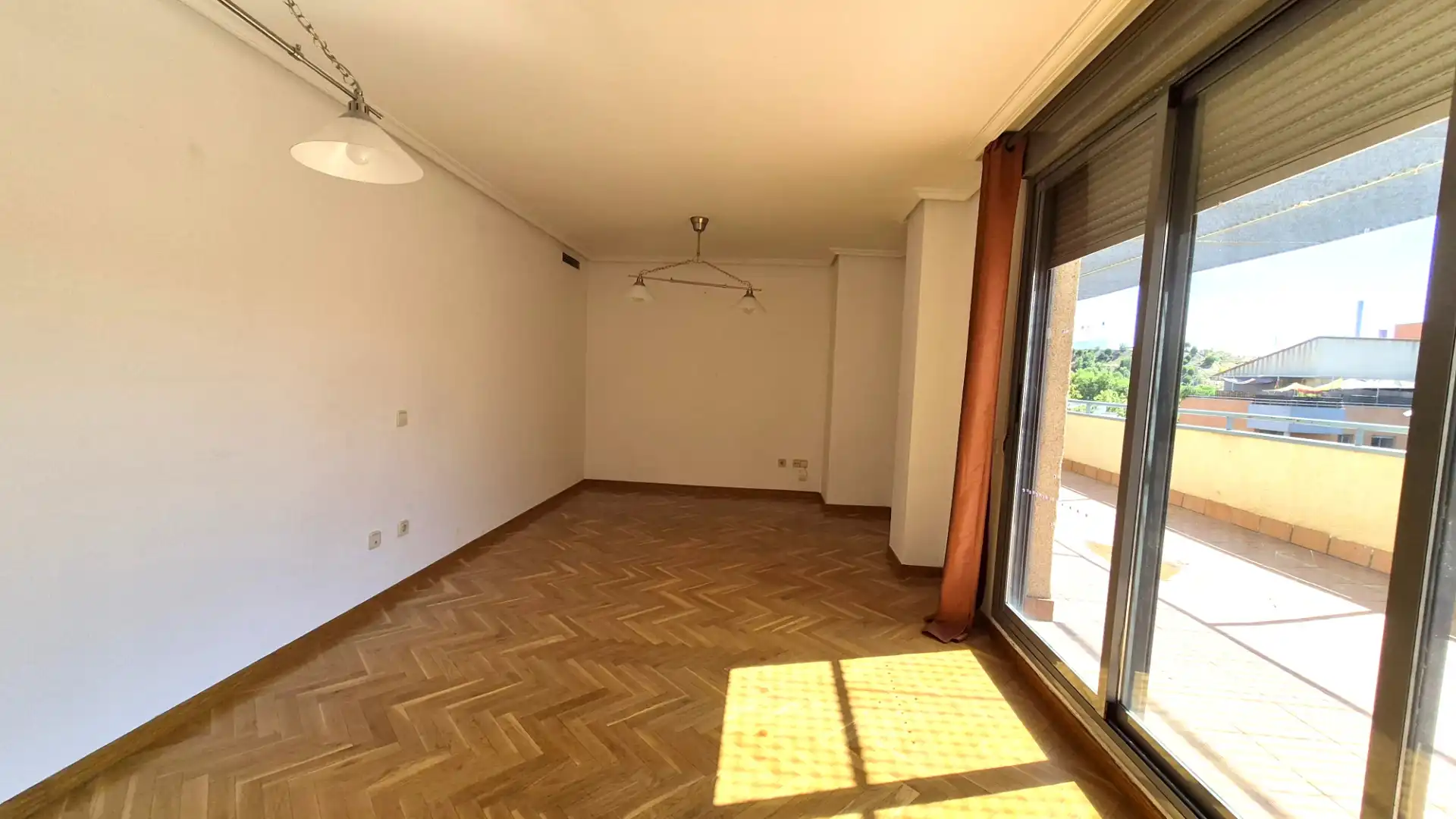 Living room of Attic for rent in Madrid  with Terrace and Community pool