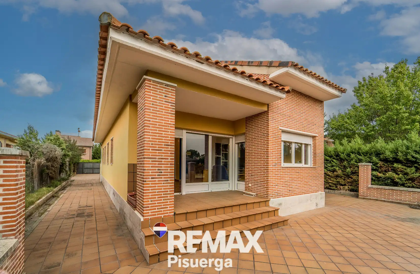 Vista exterior de Casa o xalet en venda en Aldeamayor de San Martín, Valladolid