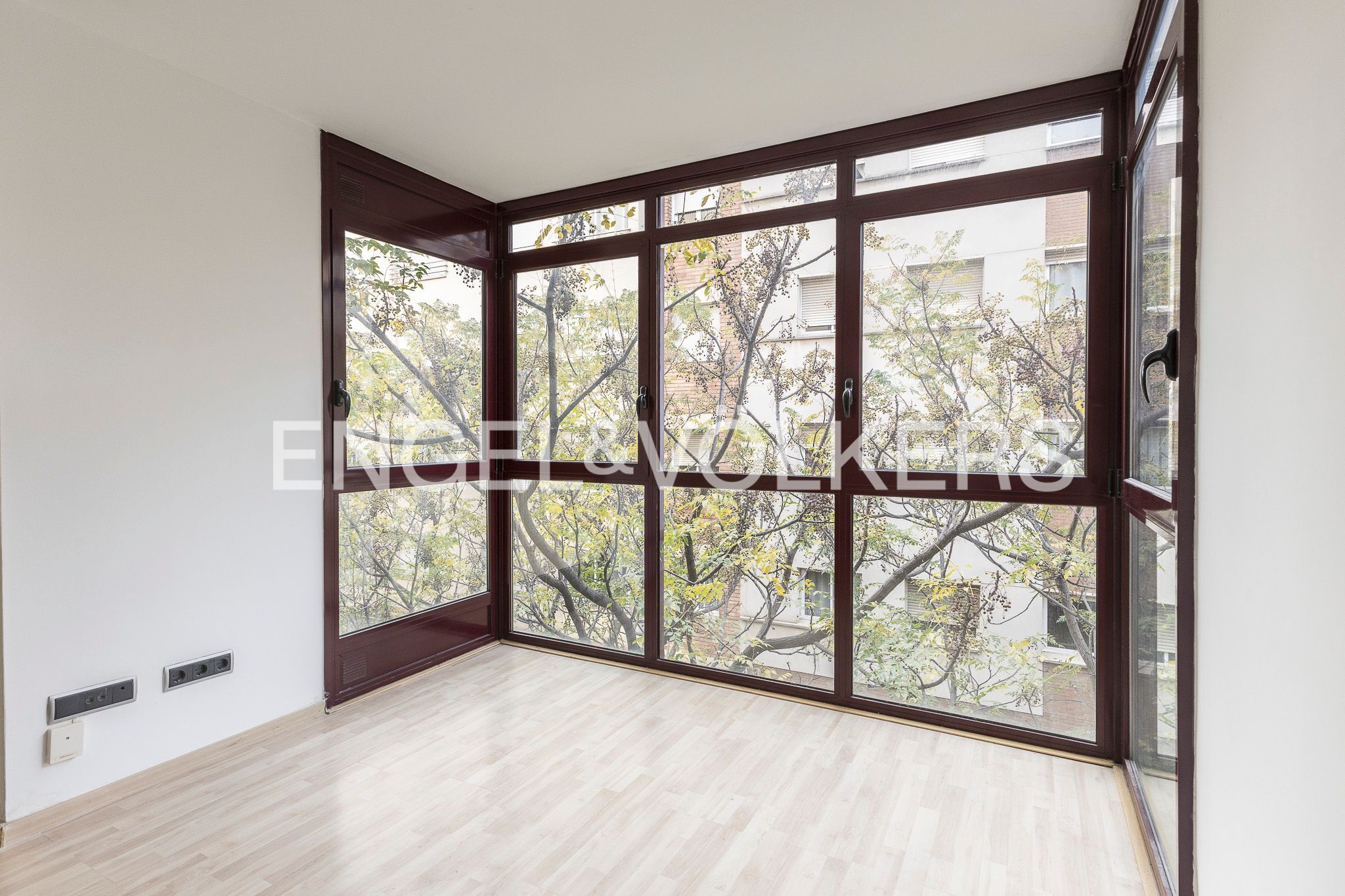 Exterior view of Apartment for sale in  Barcelona Capital  with Air Conditioner, Heating and Parquet flooring