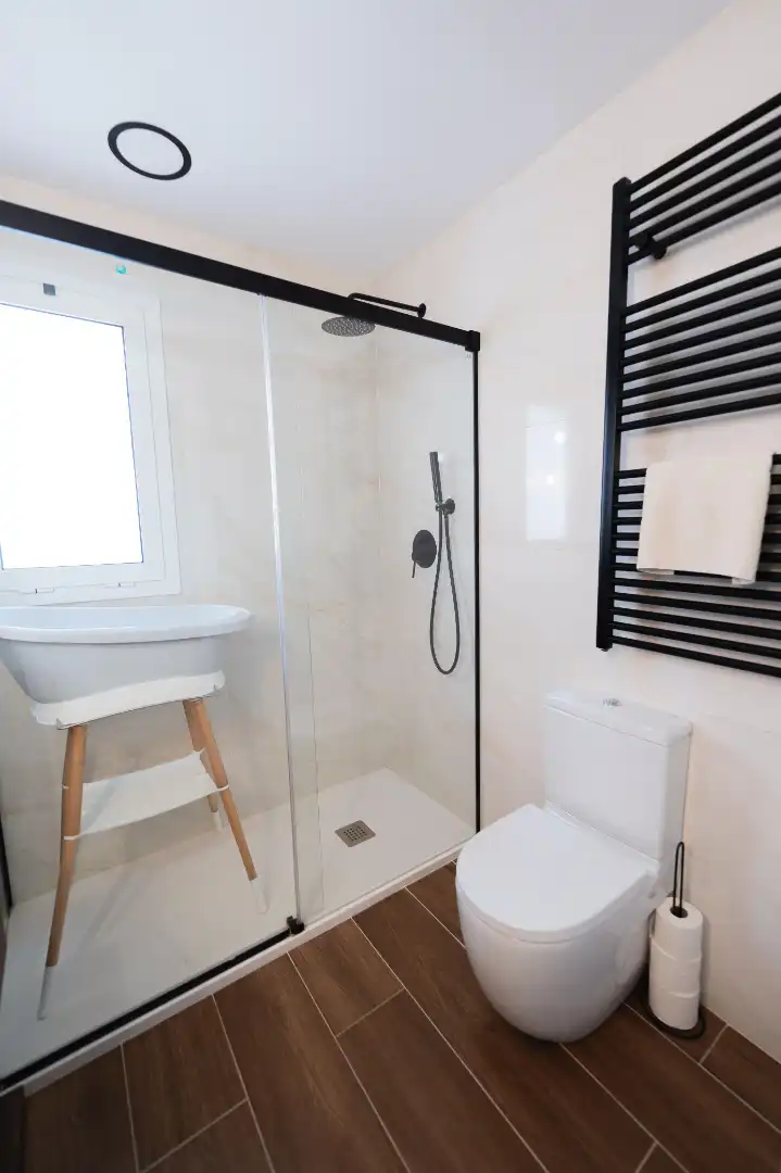 Bathroom of Detached homes for sale in Torrefarrera  with Air Conditioner, Heating and Private garden