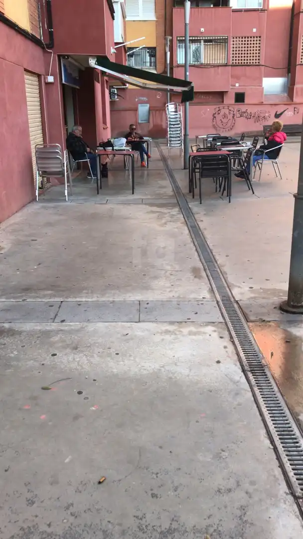 Terraza de Local en venta en Badalona con Aire acondicionado