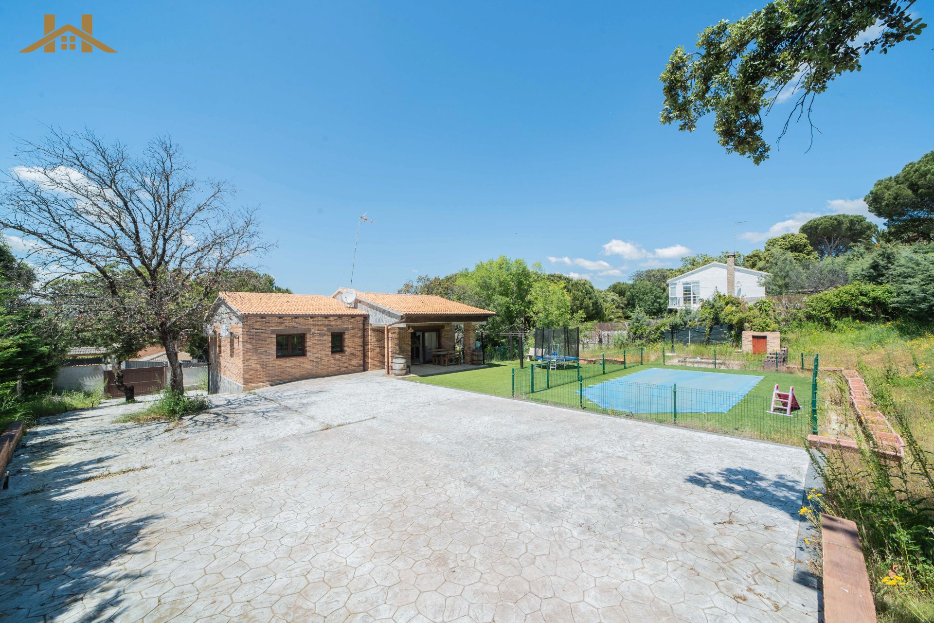 Garden of House or chalet for sale in Villa del Prado  with Air Conditioner, Private garden and Terrace