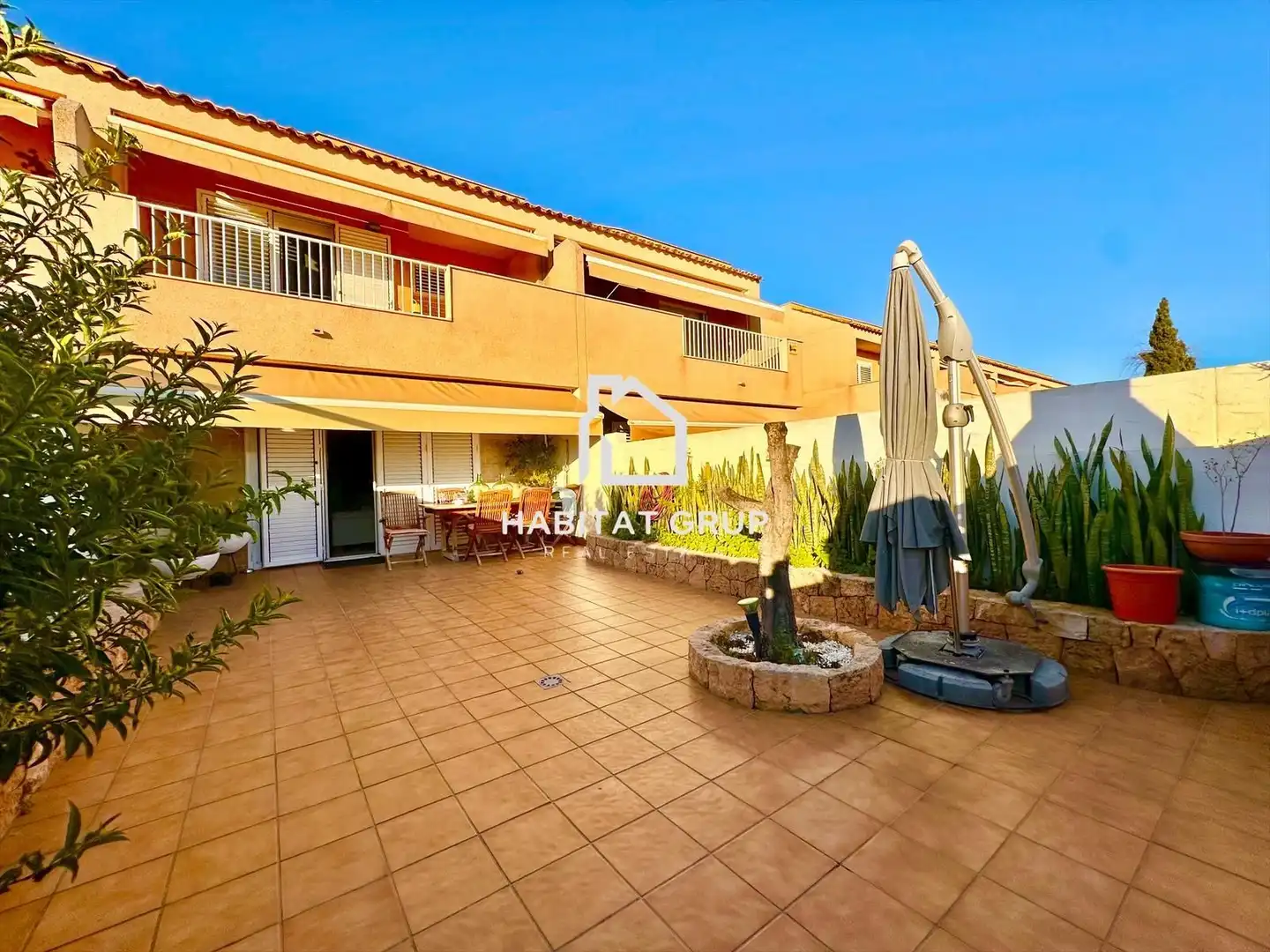 Detached homes for sale in Ses Figueretes - Platja d'en Bossa - Cas Serres