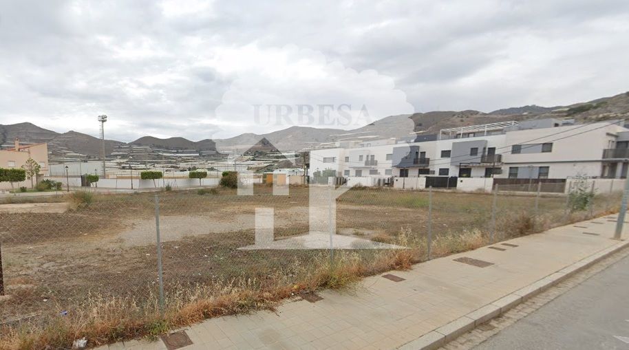 Casa adosada en venda en Motril amb Jardí privat