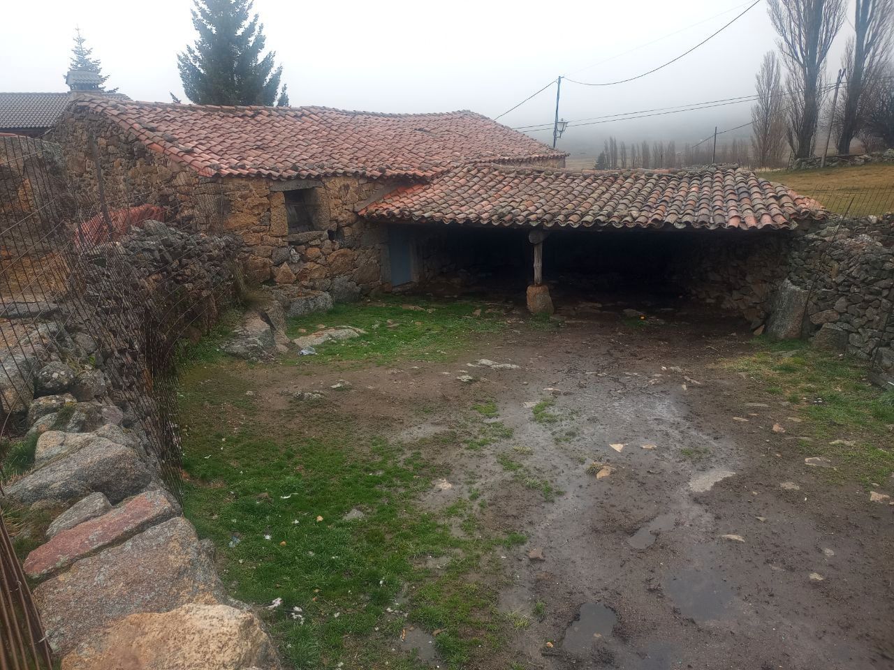 Industrial buildings for sale in San Martín de la Vega del Alberche
