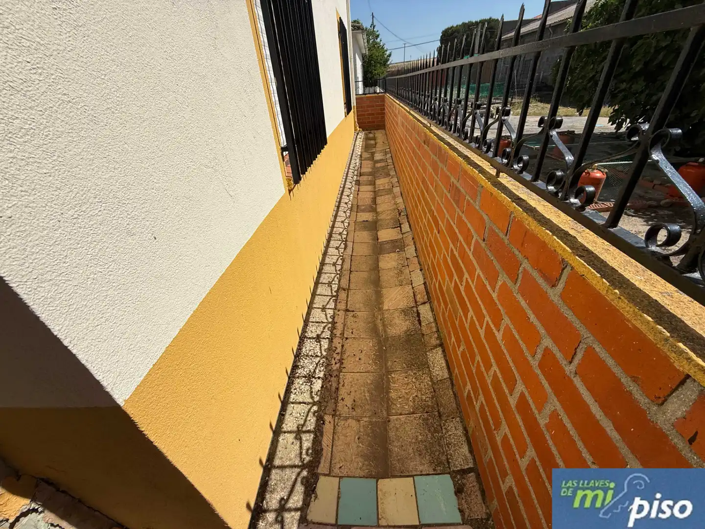 Terrassa de Casa o xalet en venda en Fresno el Viejo amb Calefacció, Jardí privat i Terrassa