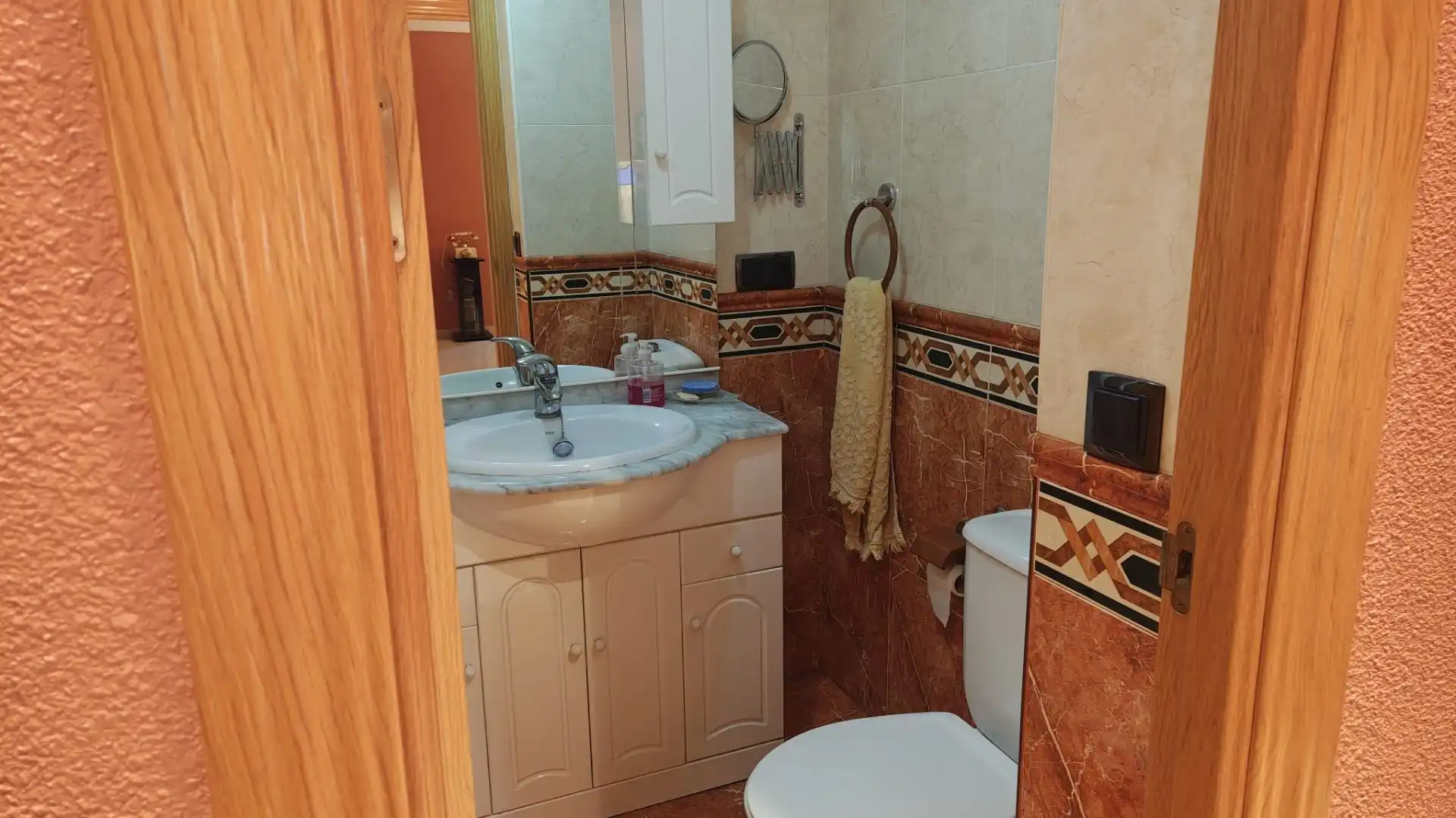 Baño de Piso en venta en Argamasilla de Calatrava con Aire acondicionado, Calefacción y Terraza
