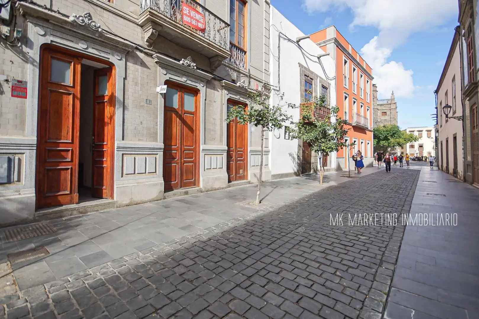 Vista exterior de Casa o xalet en venda en Las Palmas de Gran Canaria amb Terrassa i Balcó