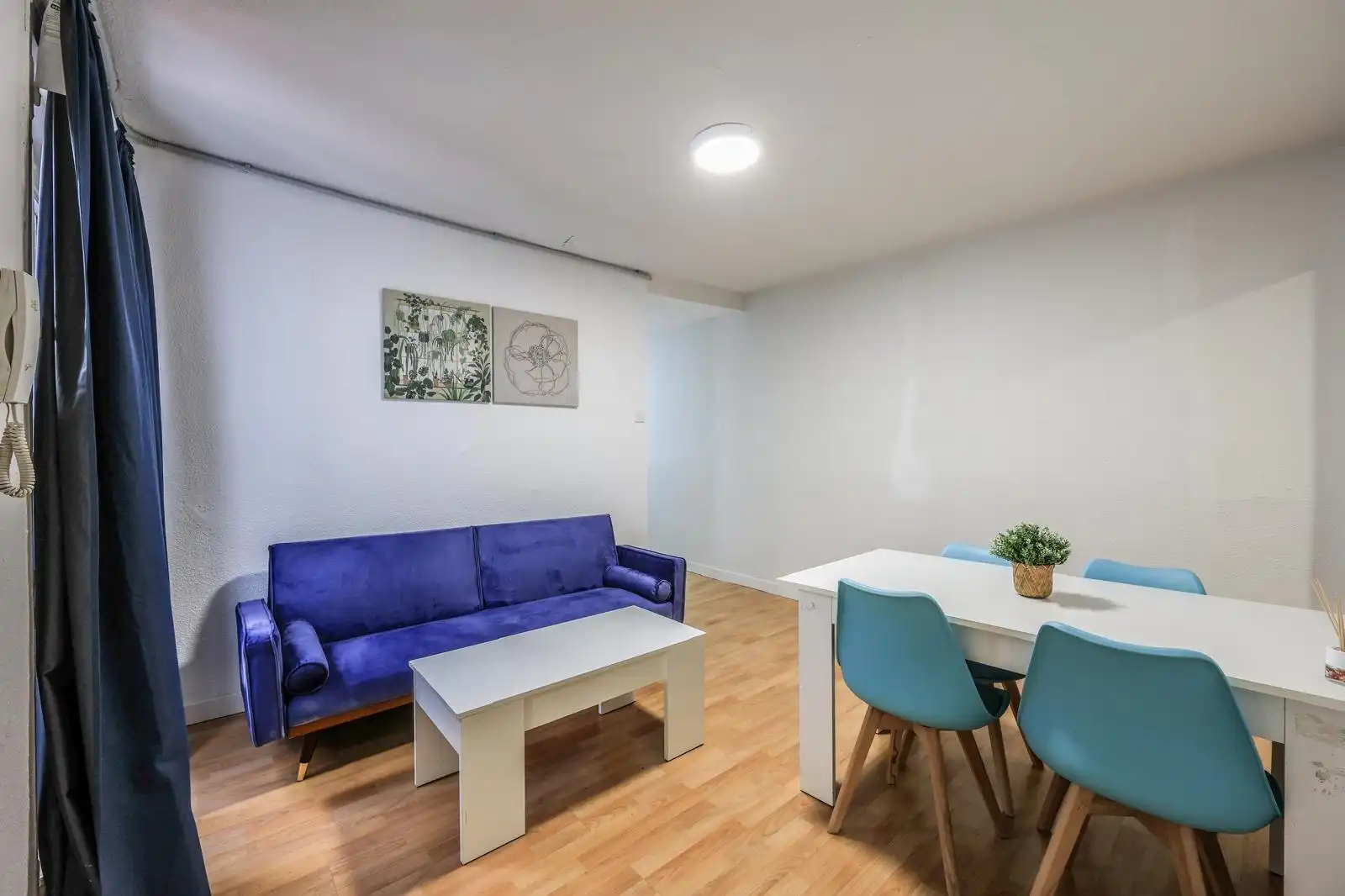 Sala de estar de Piso en venta en Madrid con Calefacción y Amueblado
