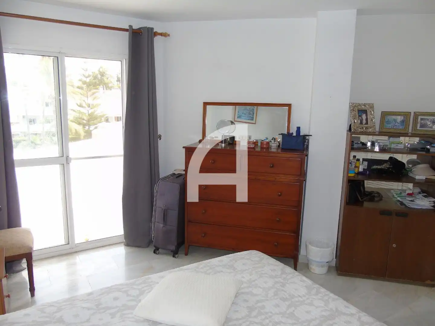 Schlafzimmer von Dachboden zum Verkauf in Mijas mit Klimaanlage, Heizung und Terrasse