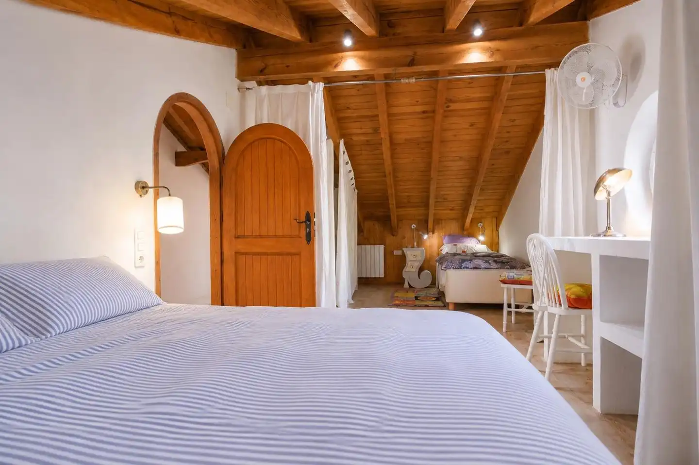 Dormitori de Casa o xalet en venda en El Valle amb Calefacció, Jardí privat i Terrassa
