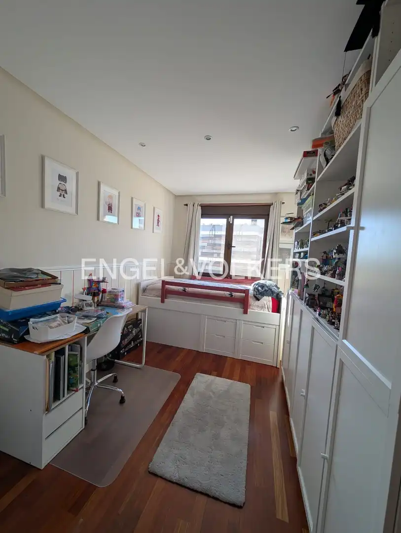 Bedroom of Flat for rent in Las Rozas de Madrid  with Air Conditioner, Heating and Private garden