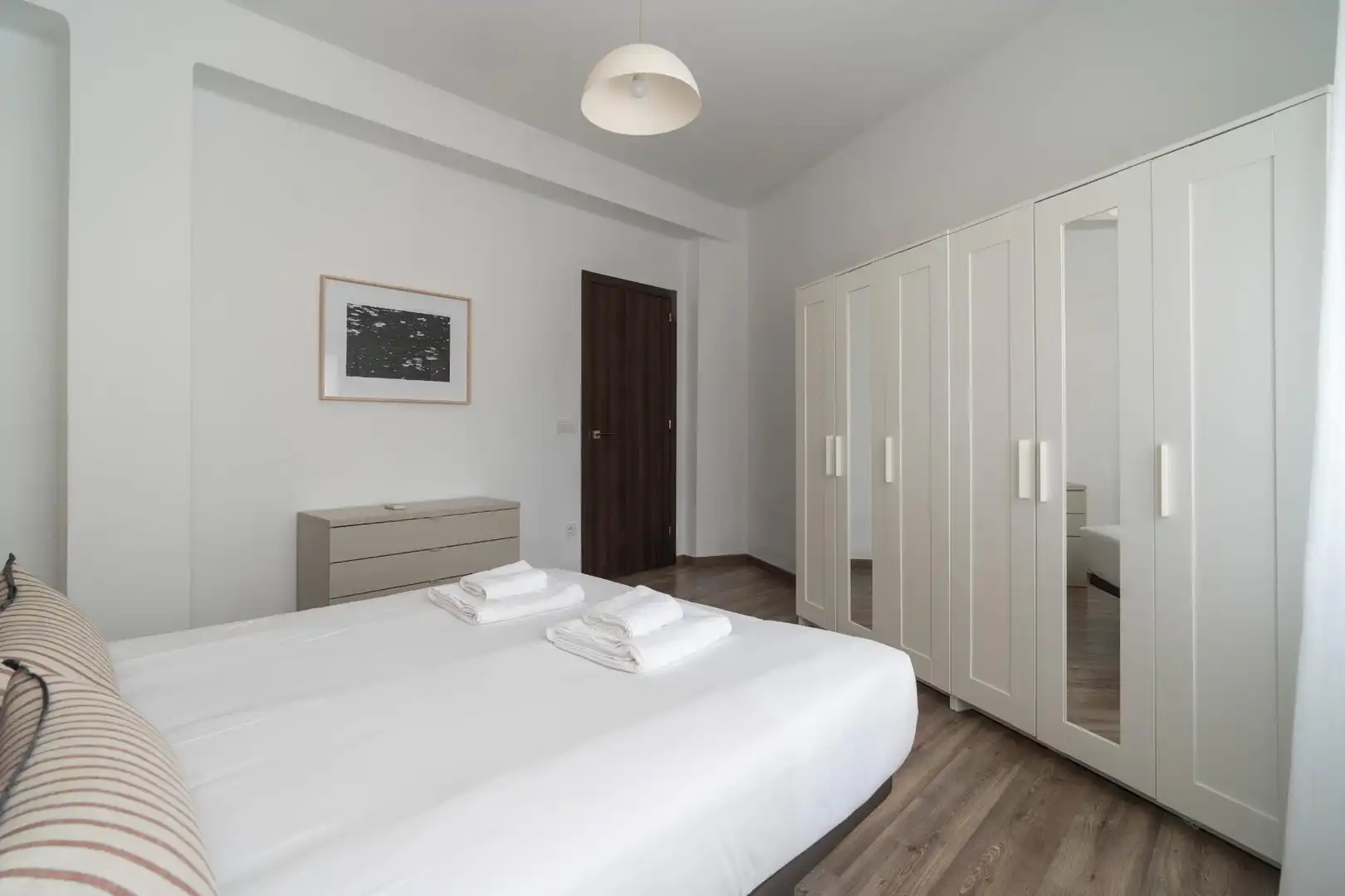 Bedroom of Flat for rent in Valencia  with Air Conditioner, Heating and Furnished