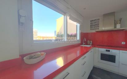 Kitchen of Flat for sale in  Madrid Capital