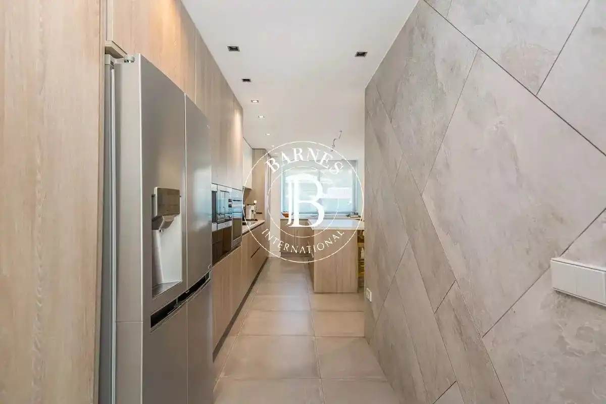 Cocina de Casa o chalet en venta en Madrid con Aire acondicionado, Calefacción y Piscina