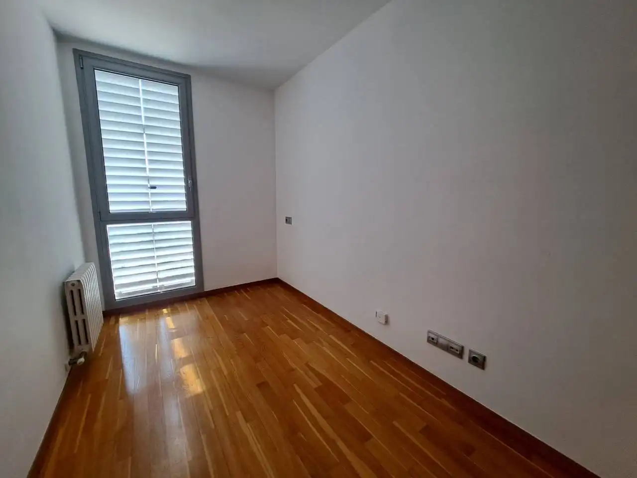 Wohnung zur Miete in Plaza Bosch i Gimpera, 9, Centre