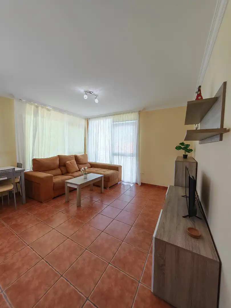 Sala de estar de Apartamento de alquiler en Fisterra con Trastero, Amueblado y Horno