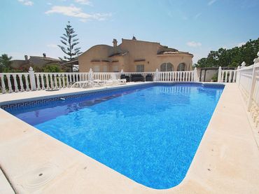 Villa con piscina in vendita a Cam. lo Perpen