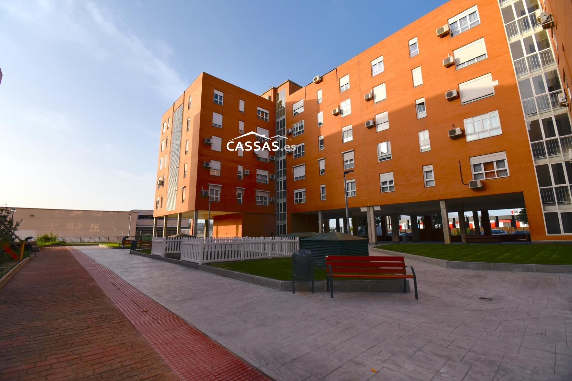 Vista exterior de Pis en venda en Torrejón de Ardoz amb Aire condicionat, Calefacció i Parquet