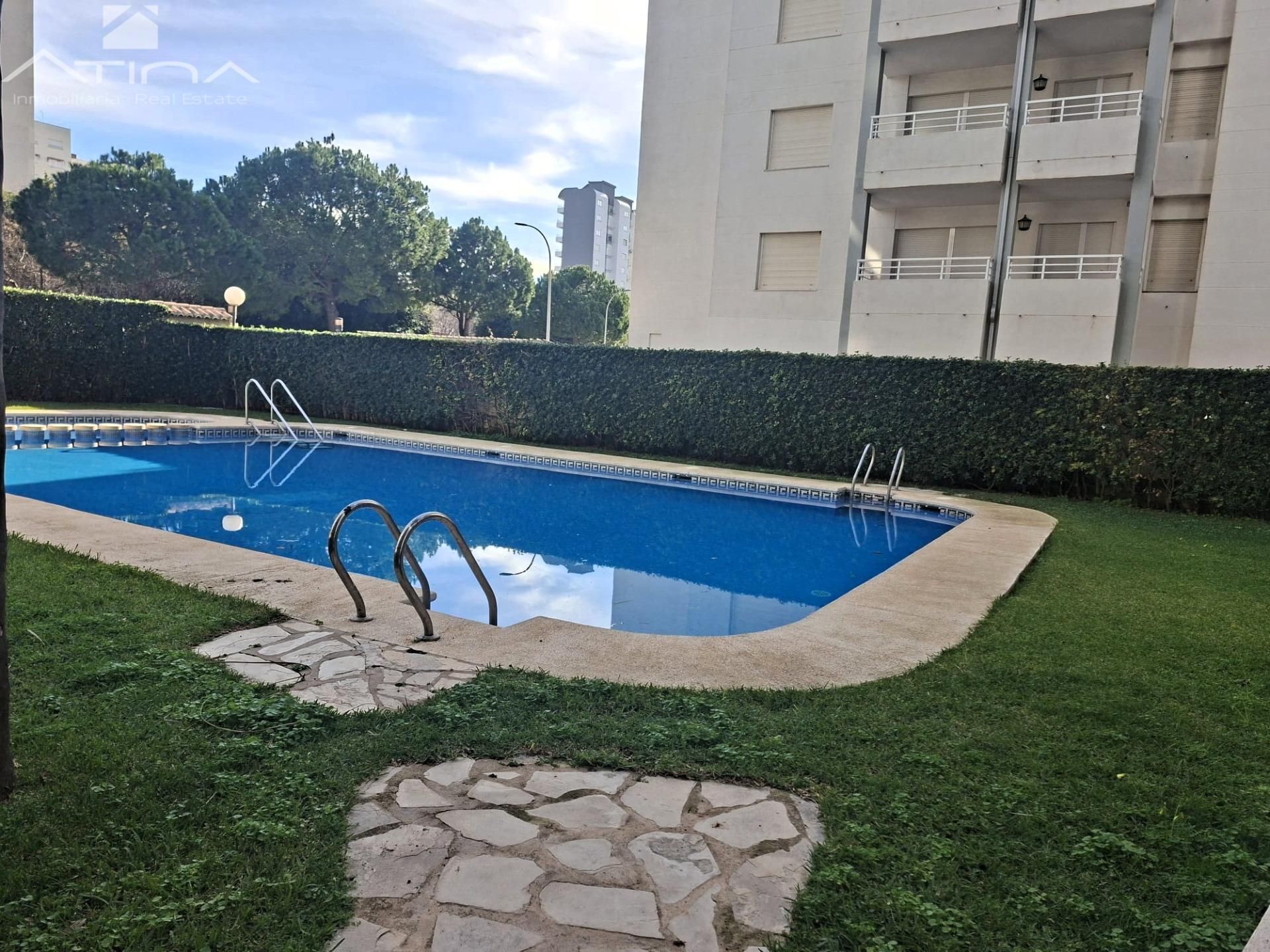 Piscina de Apartamento en venta en Gandia con Terraza y Piscina comunitaria