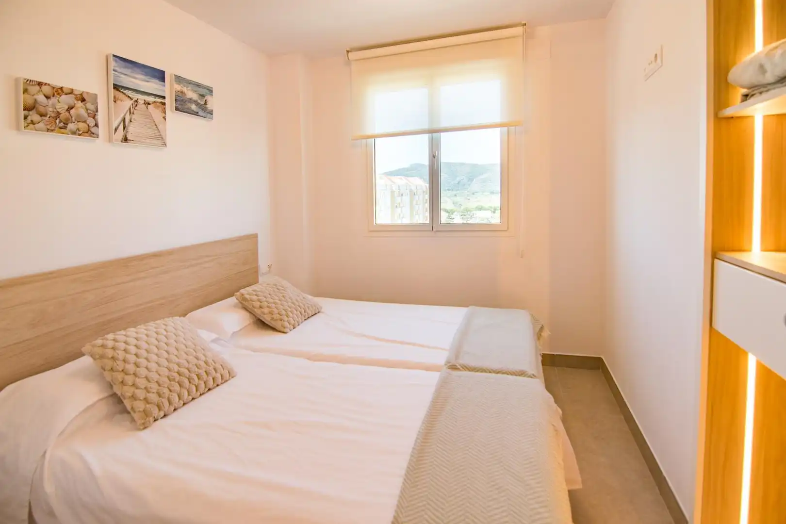Schlafzimmer von Wohnungen zum Verkauf in Gandia mit Klimaanlage, Privatgarten und Terrasse