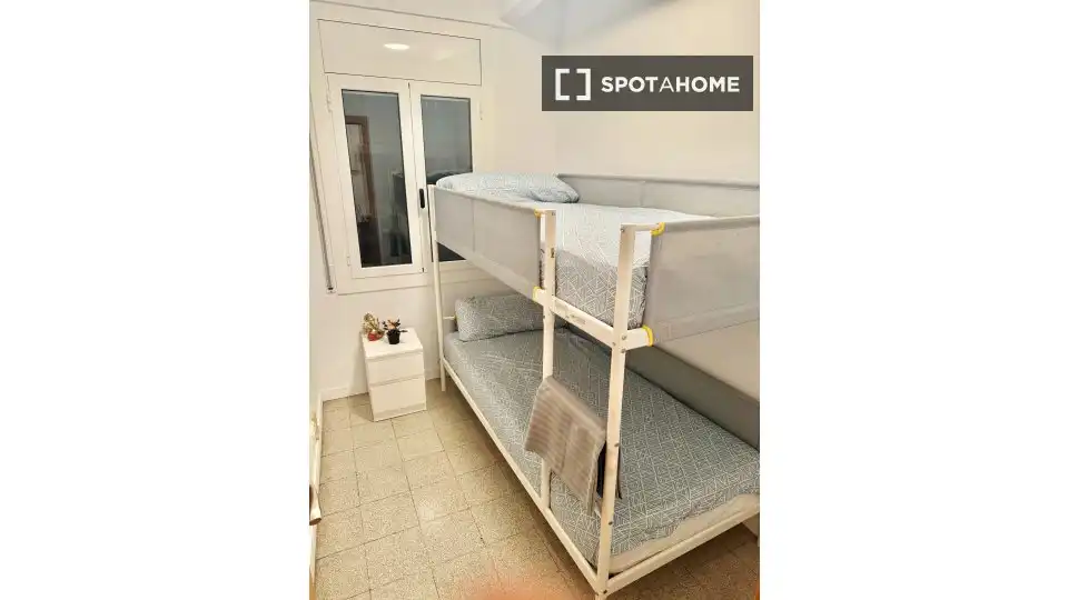 Schlafzimmer von Wohnung zur Miete in Barcelona mit Klimaanlage, Heizung und Möbliert