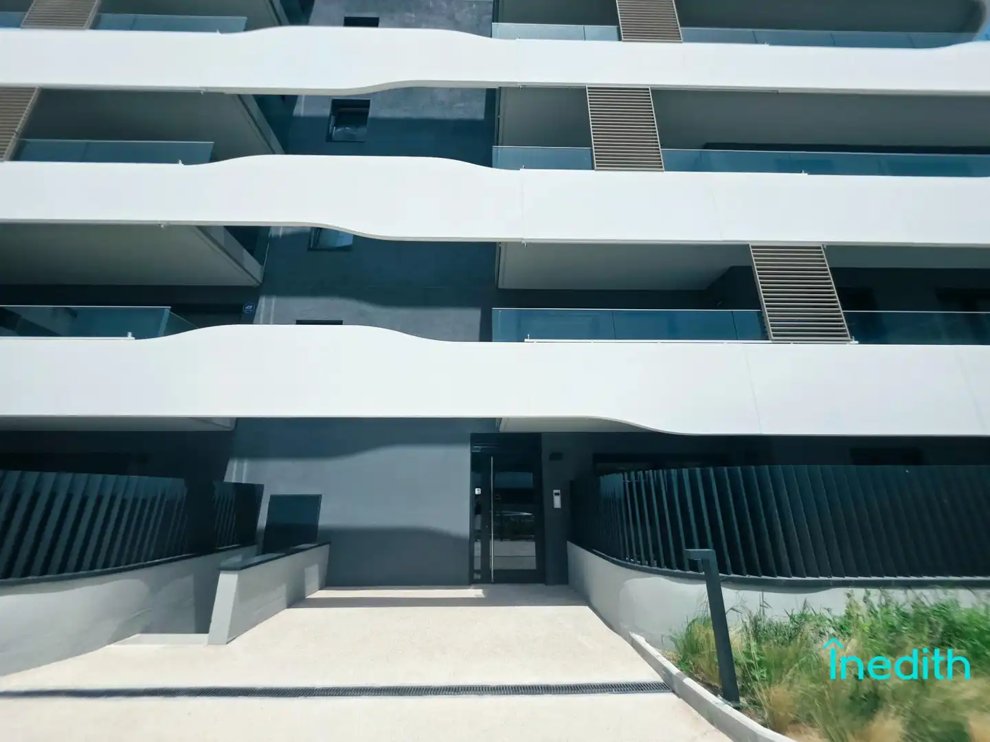 Vista exterior de Piso en venta en Sant Pere de Ribes con Aire acondicionado, Calefacción y Jardín privado
