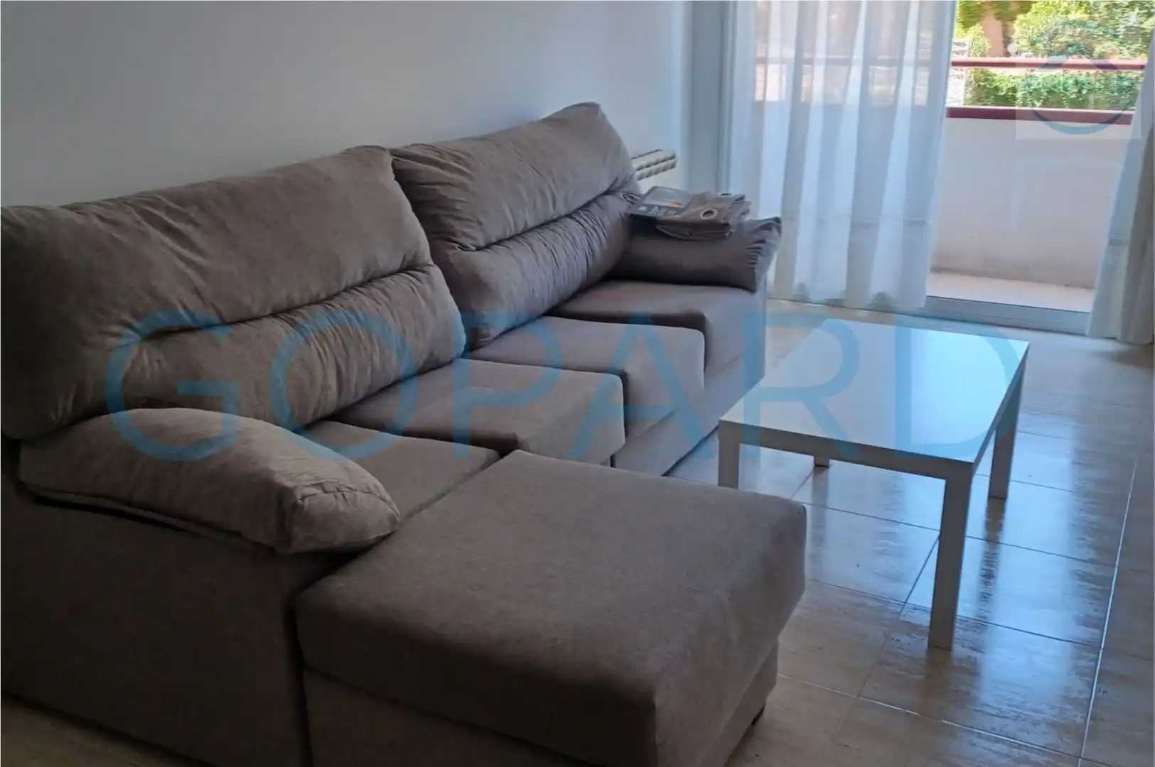 Sala de estar de Piso en venta en Villanueva de la Cañada con Calefacción, Terraza y Trastero