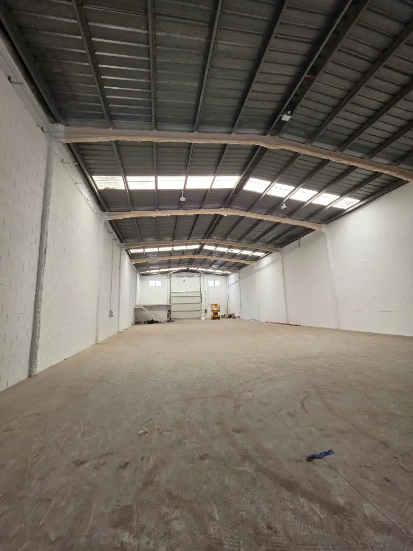 Fabrikhallen zur Miete in Castellbisbal