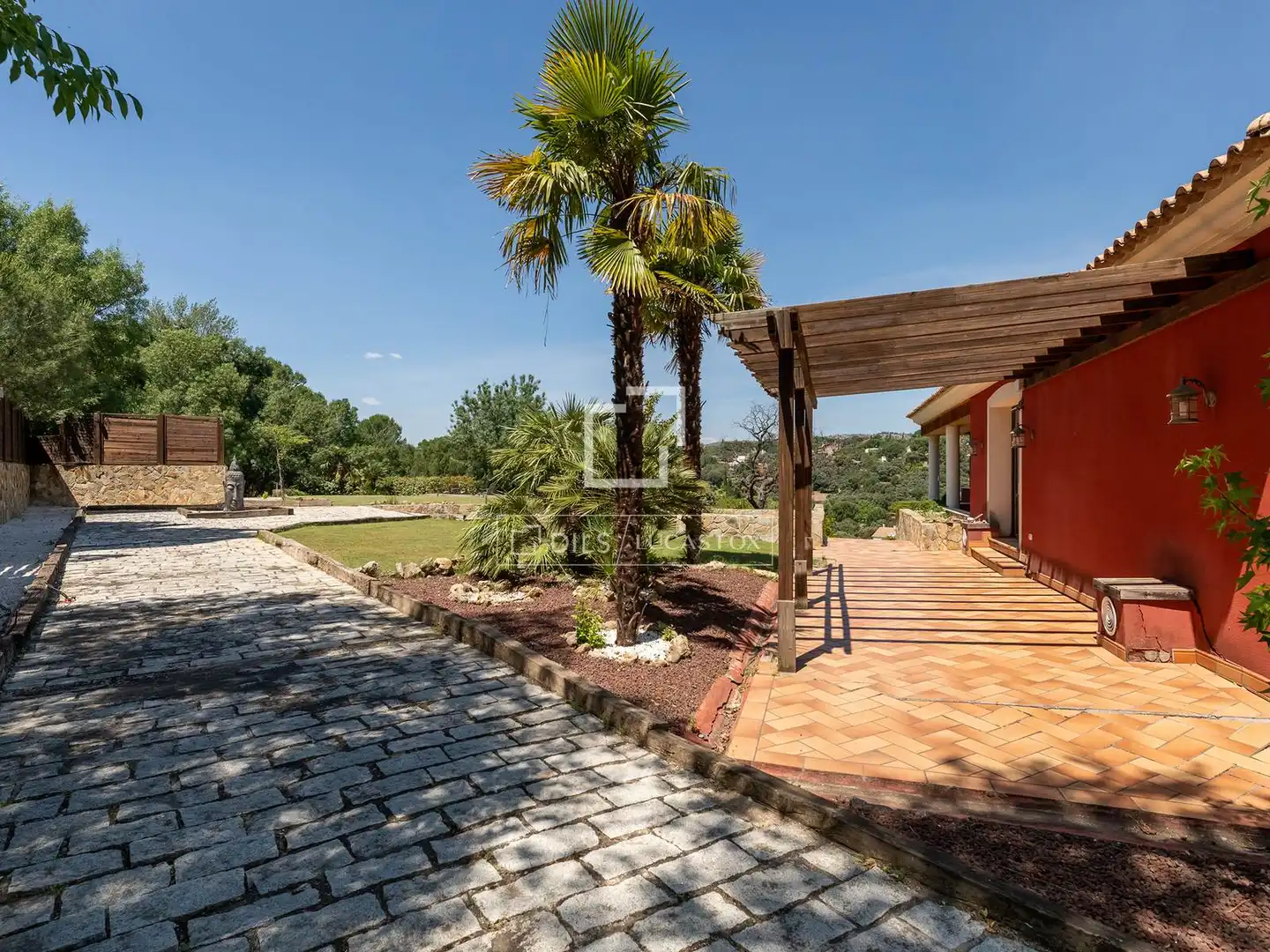 Terraza de Casa o chalet en venta en Las Rozas de Madrid con Aire acondicionado, Calefacción y Jardín privado