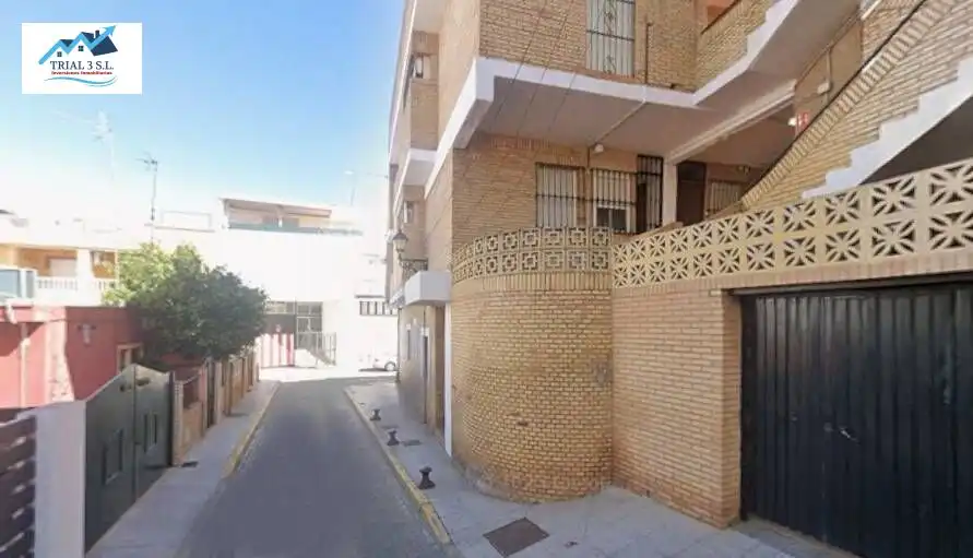 Außenansicht von Wohnung zum Verkauf in Punta Umbría mit Terrasse