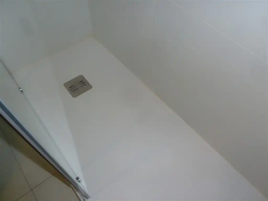 Baño de Piso de alquiler en  Pamplona / Iruña con Calefacción, Parquet y Terraza