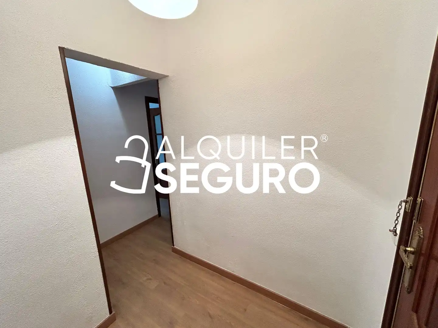 Bedroom of Flat for rent in Madrid  with Air Conditioner and Heating