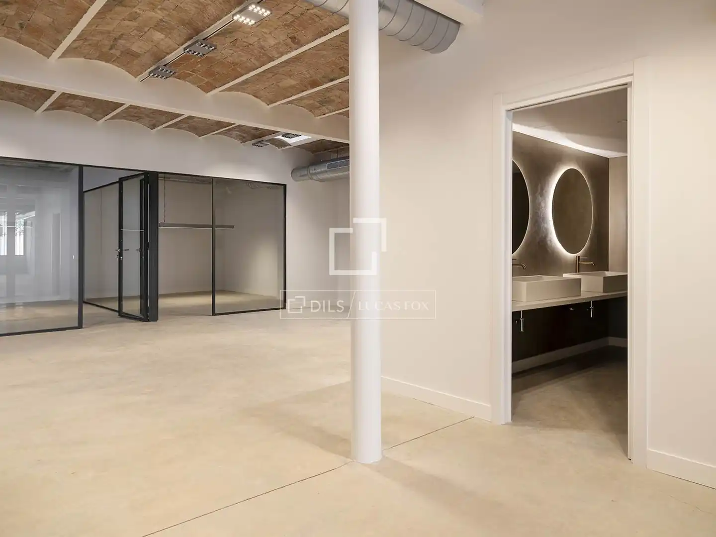 Loft zum Verkauf in Barcelona mit Klimaanlage und Heizung