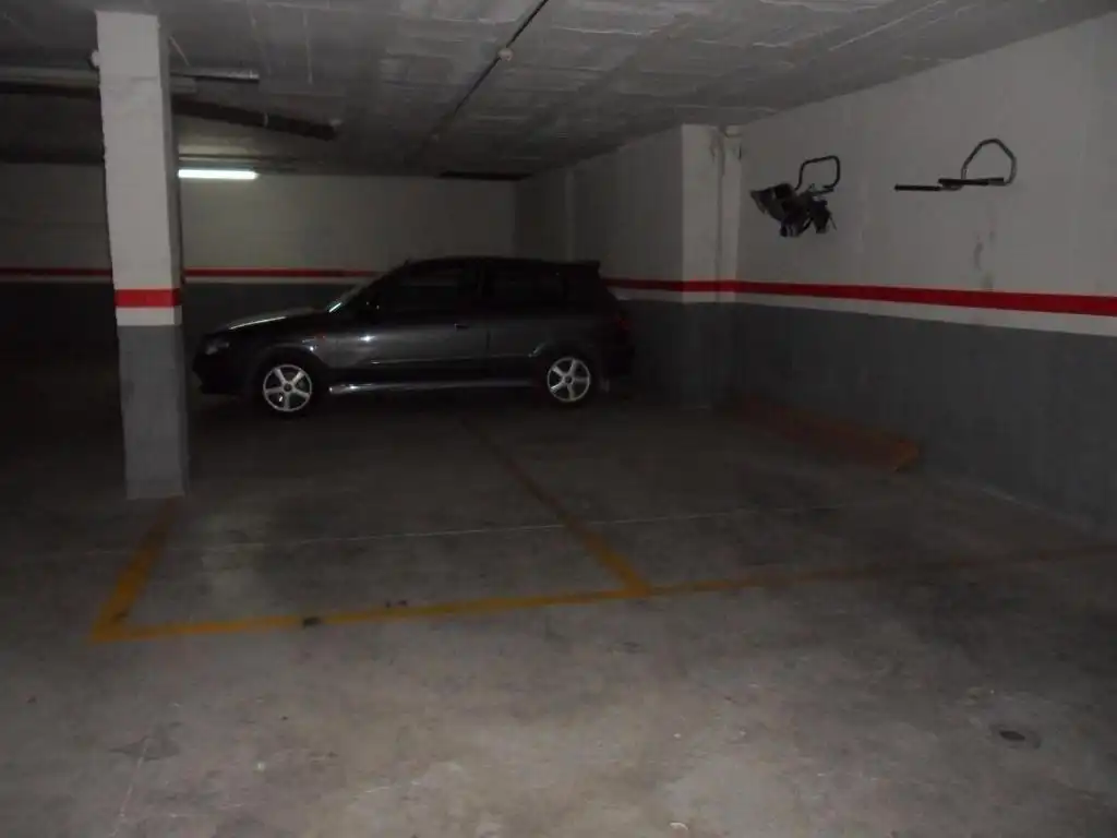 Parkplatz mit Aufzug zum Verkauf in INFLUENCIA RIERA, imagen 4