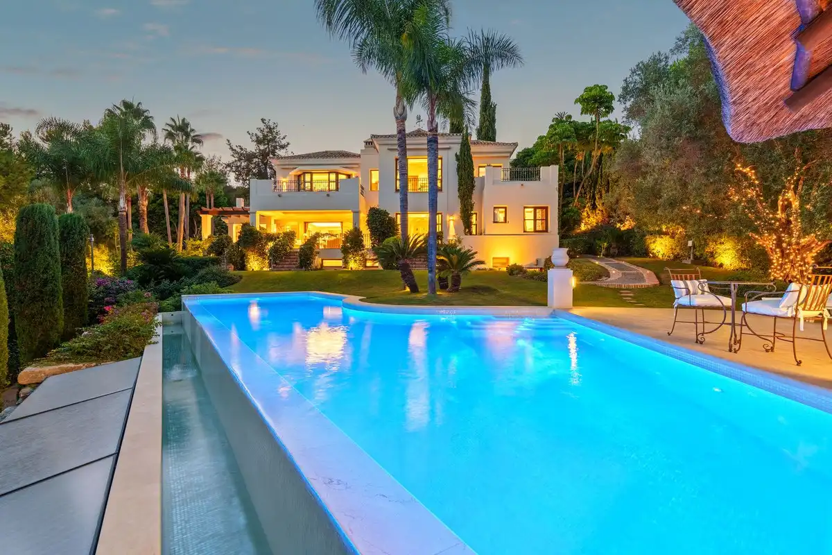 Casa con piscina en venta en San Pedro de Alcántara, imagen 44