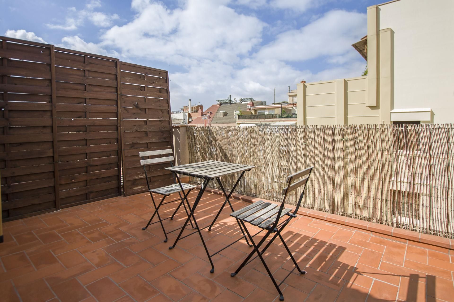 Terrassa de Àtic de lloguer en  Barcelona Capital amb Aire condicionat, Calefacció i Moblat