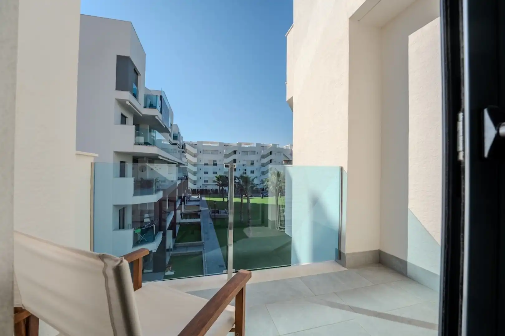 Flat with terrace for sale in El Raso, imagen 17