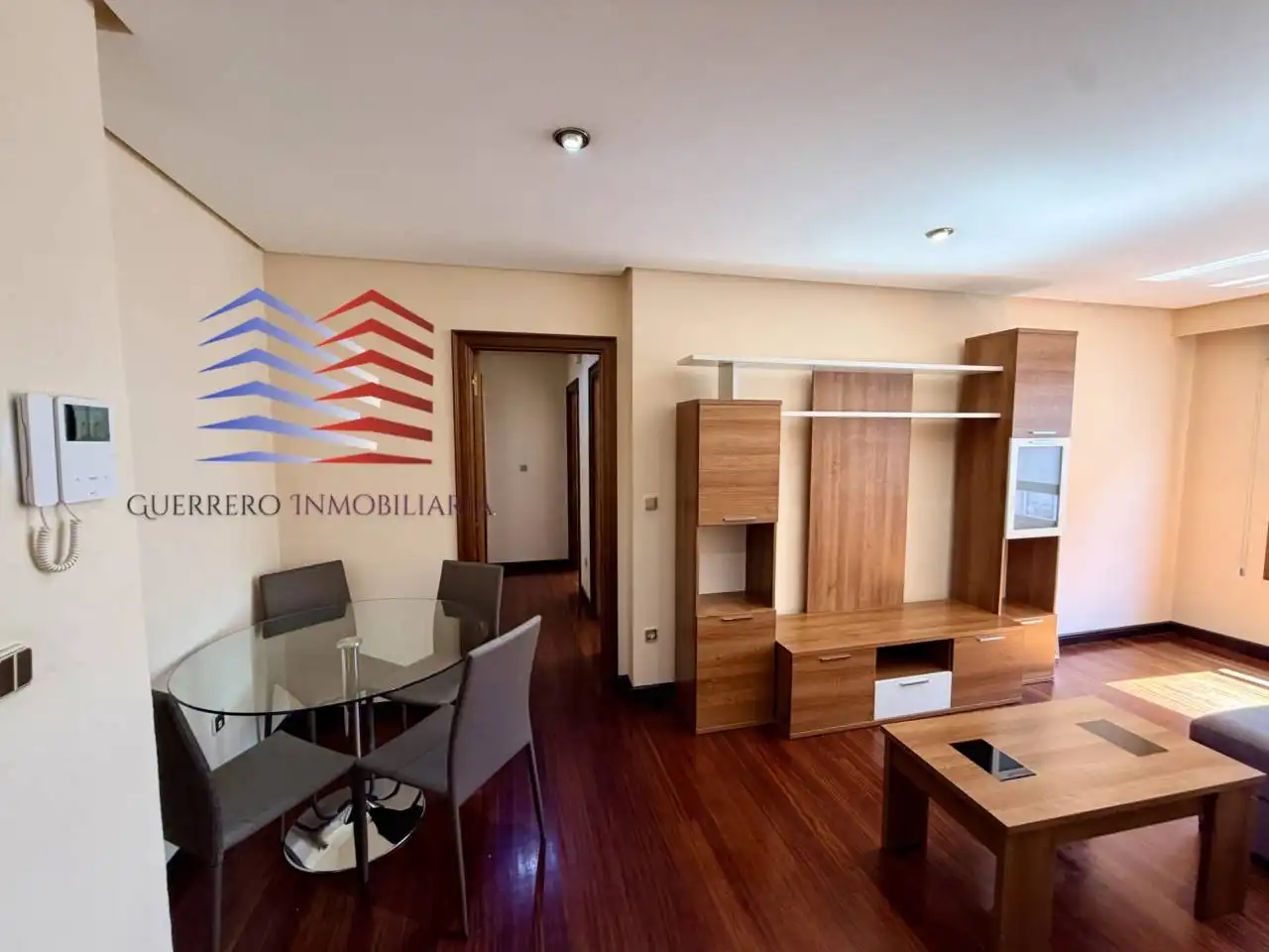 Living room of Apartments for rent in Ourense Capital   with Heating, Parquet flooring and Furnished