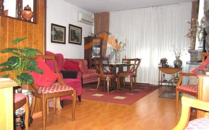 Living room of House or chalet for sale in Sabadell  with Air Conditioner, Heating and Private garden