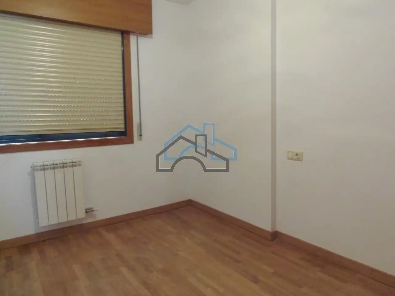 Apartamento de alquiler en Cambre  con Calefacción, Parquet y Trastero