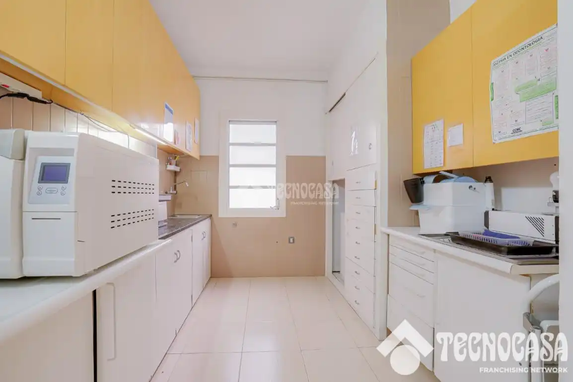Flat with terrace for sale in Centre, imagen 25