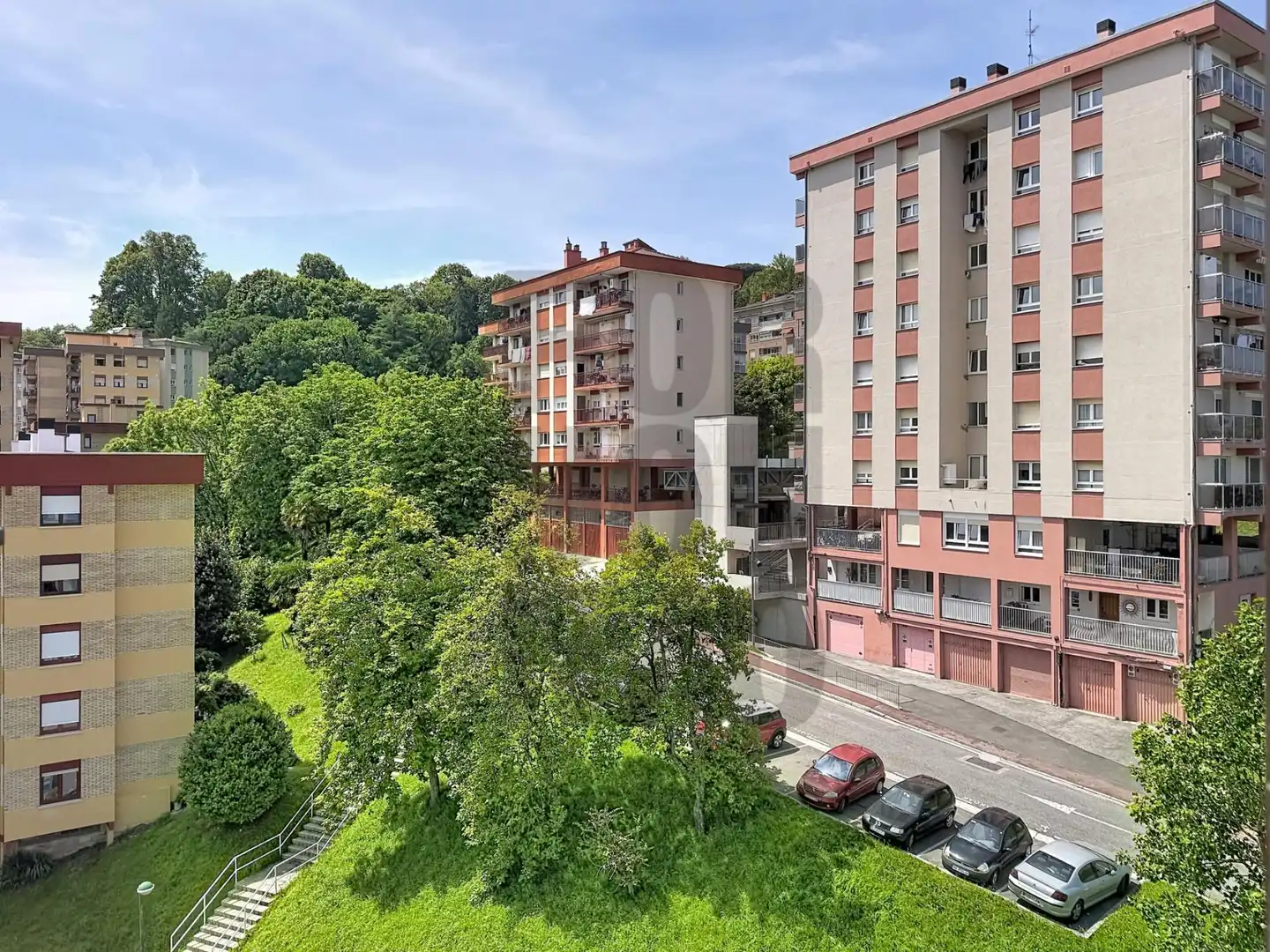 Vista exterior de Piso en venta en Zarautz con Trastero y Balcón