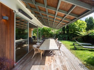 Villa con piscina in vendita a Rúa Galatea 18
