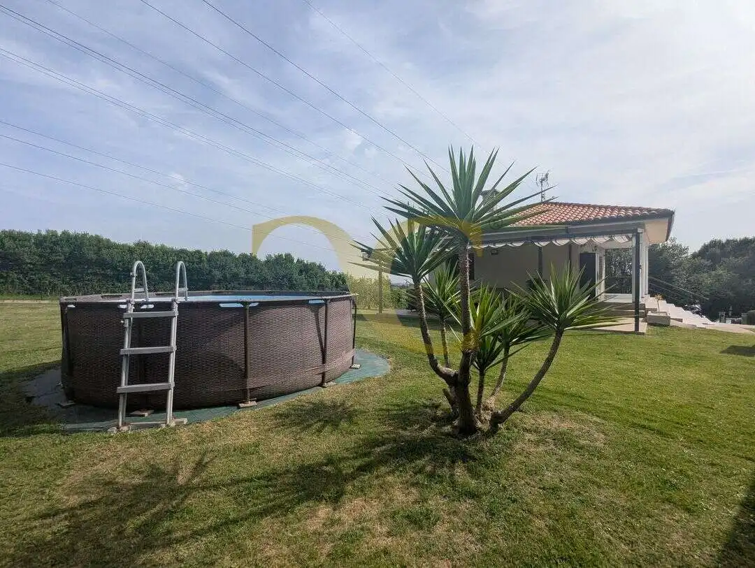 Piscina de Casa o chalet en venta en Gijón  con Calefacción, Jardín privado y Terraza