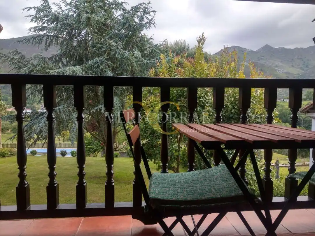Jardín de Edificio en venta en Llanes