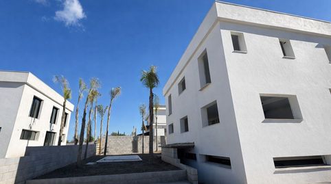 Foto 2 de Casa adosada en venda a 4p Calle Fandango, Jardines de Alhaurín - Huerta Alta - Fuensanguínea, Alhaurín de la Torre