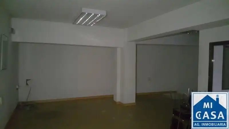 Planta baja de alquiler en Centro